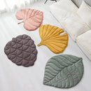 Breathable Leaf - Shaped Pet Mat for Dogs and Cats - DreammyDoggie
