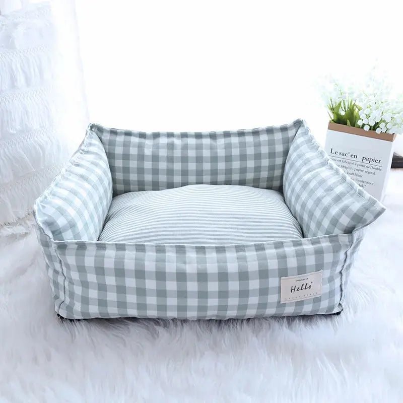 Cozy Checkered Dog Bed for Small to Medium Pets - DreammyDoggie